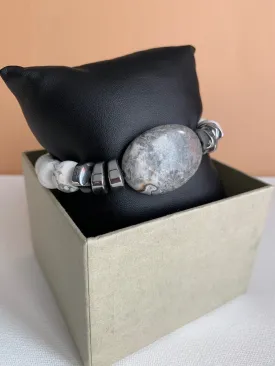 Howlite and Gray Agate Stone Bracelet