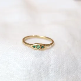 Trio Ring Emerald